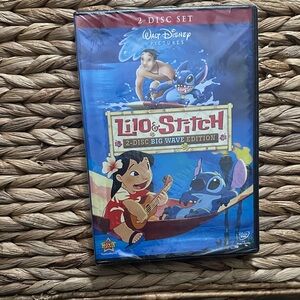 Disney Lilo & Stitch 2-Disc Set with Blue and Red Cover